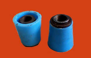 厂家生产椎体对拉塑料螺母