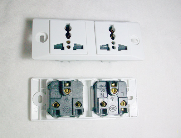 供应双联万用插座