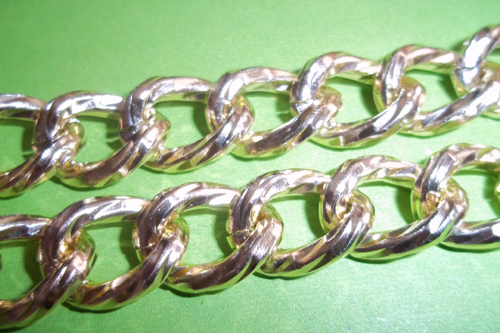 供应铝链条压花链条各种花纹铝链氧化铝链条电镀铝链条