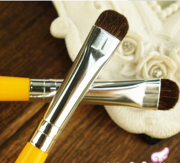 珍贵小马毛烟熏刷 晕染刷 眼影刷 晕眼线 单支 黄色长杆