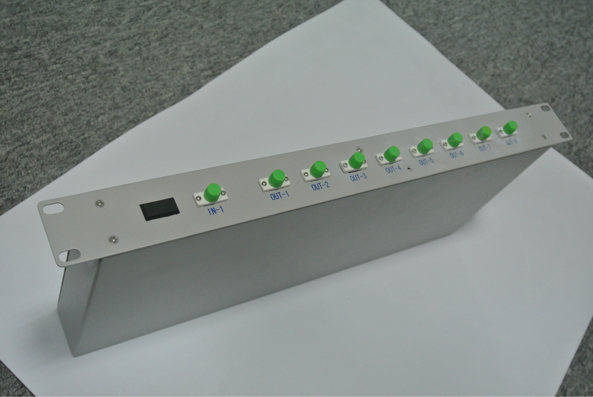 分光器 机架式1分8fc/upc