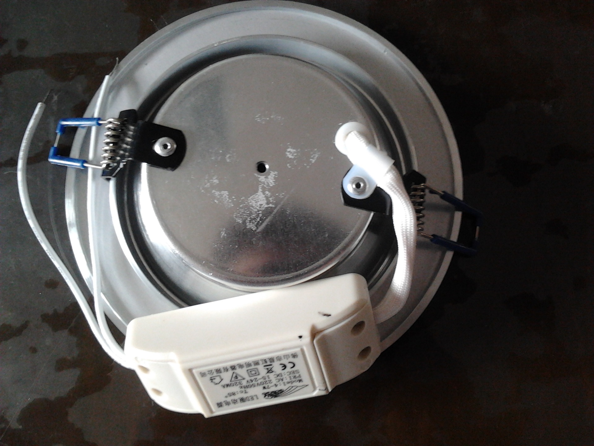 4寸高光白光天花盘灯6瓦