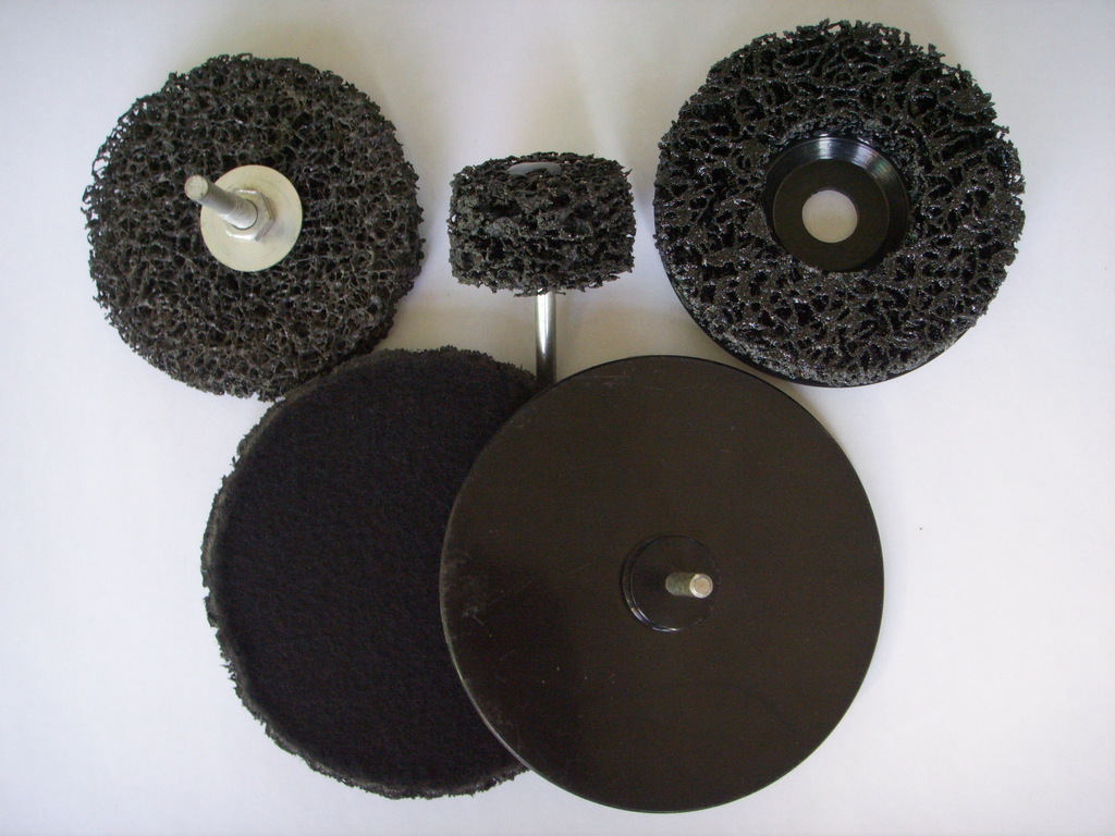 供应新型尼龙抛光轮cns黑霸王抛光片