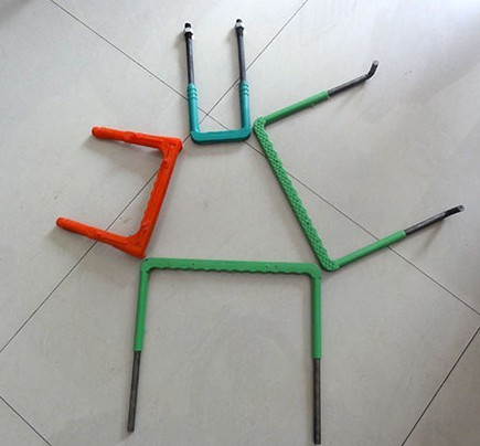 沧州恒通伟业700球墨铸铁井盖十字花纹图样.带防盗链.加锁铸铁