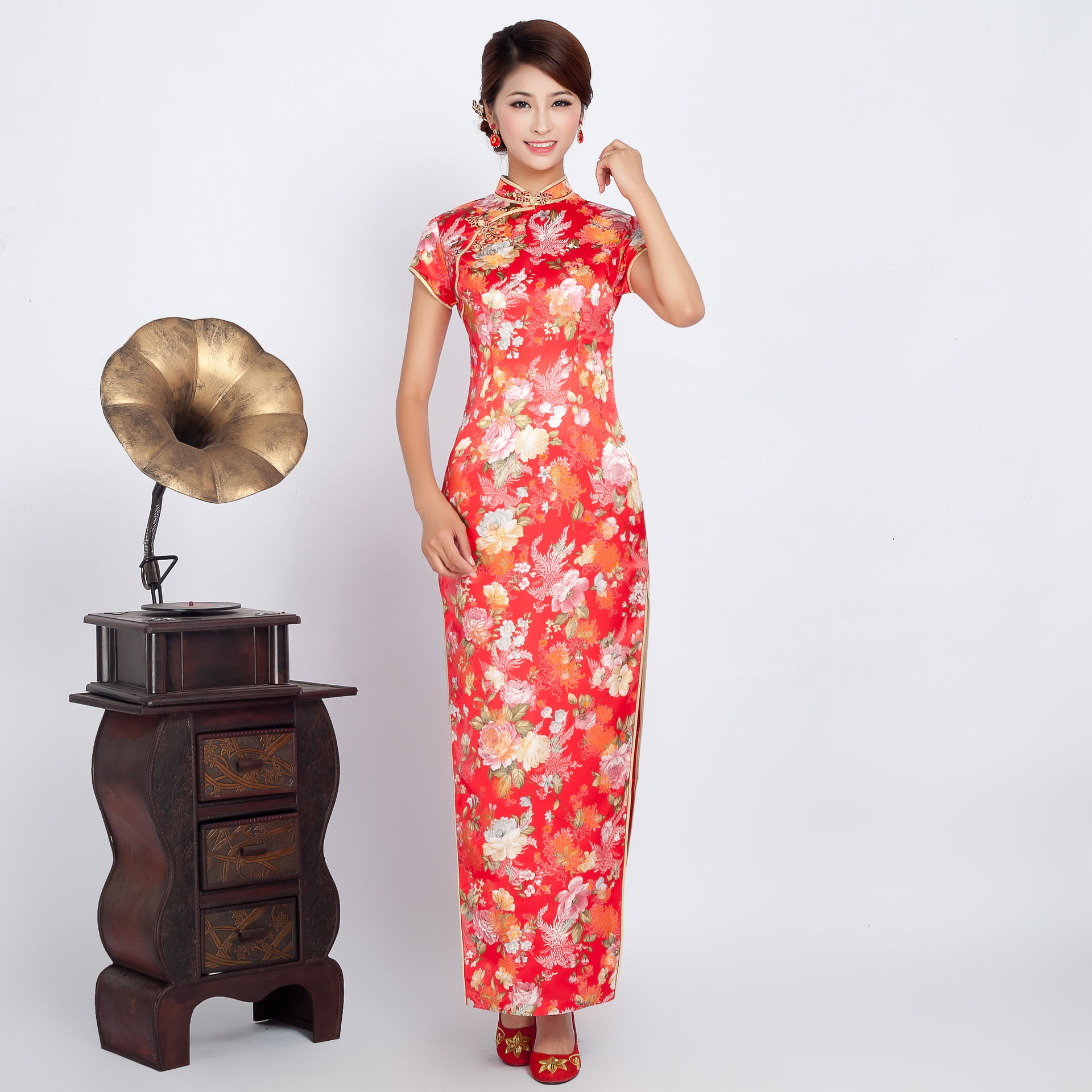 新款红色婚纱礼服 新娘结婚晚礼服敬酒服 长款旗袍裙晚装厂家批发