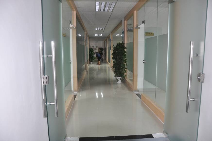 数控冲床,深圳数控冲床,专业数控冲床,深圳专业冲床,深圳冲床,深