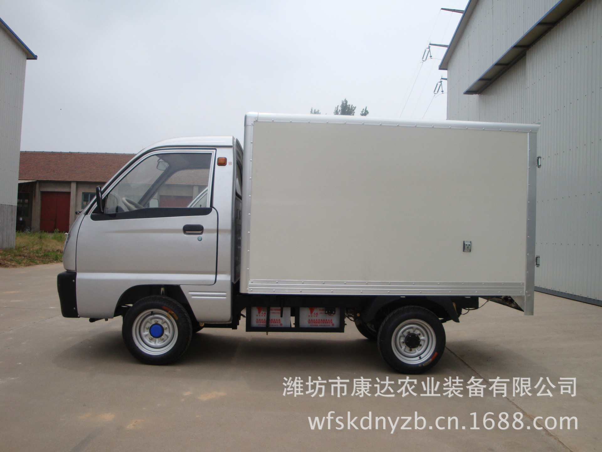 潍坊康达供应优质电动四轮,电动四轮箱货,电动四轮微卡图片_3