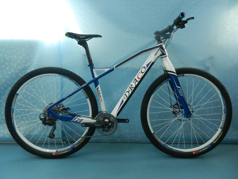 追酷[draco]高档碳纤山地自行车