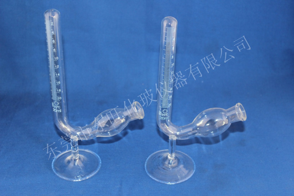 加入质量分数2一10 %葡萄糖,溶解后注入发酵