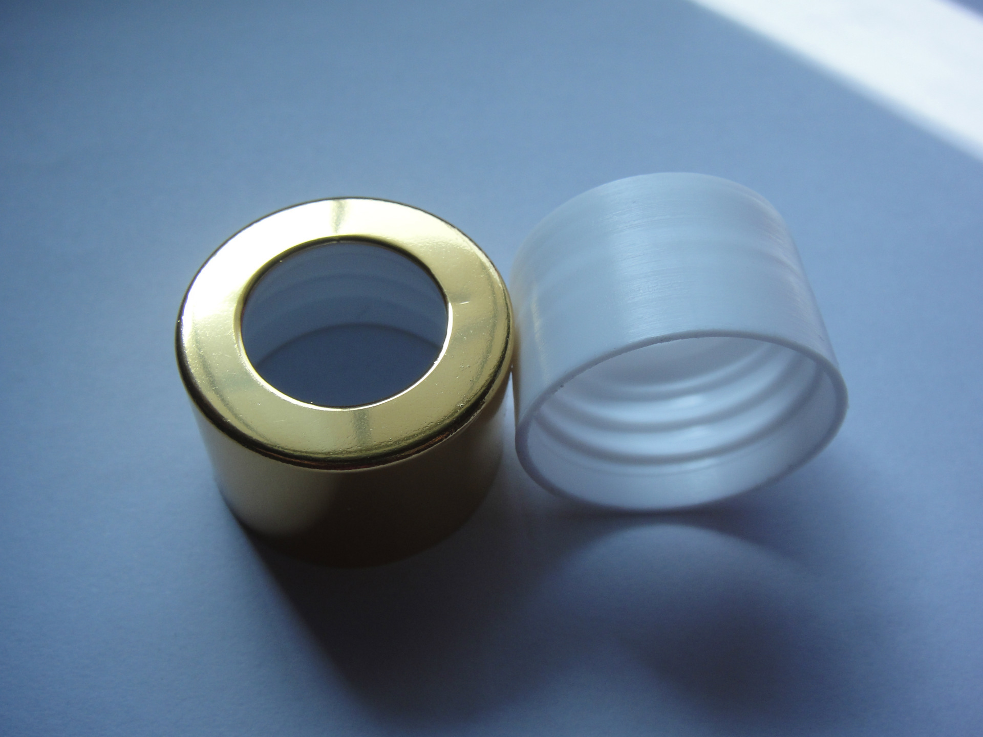 厂家低价直销电化铝冲孔盖