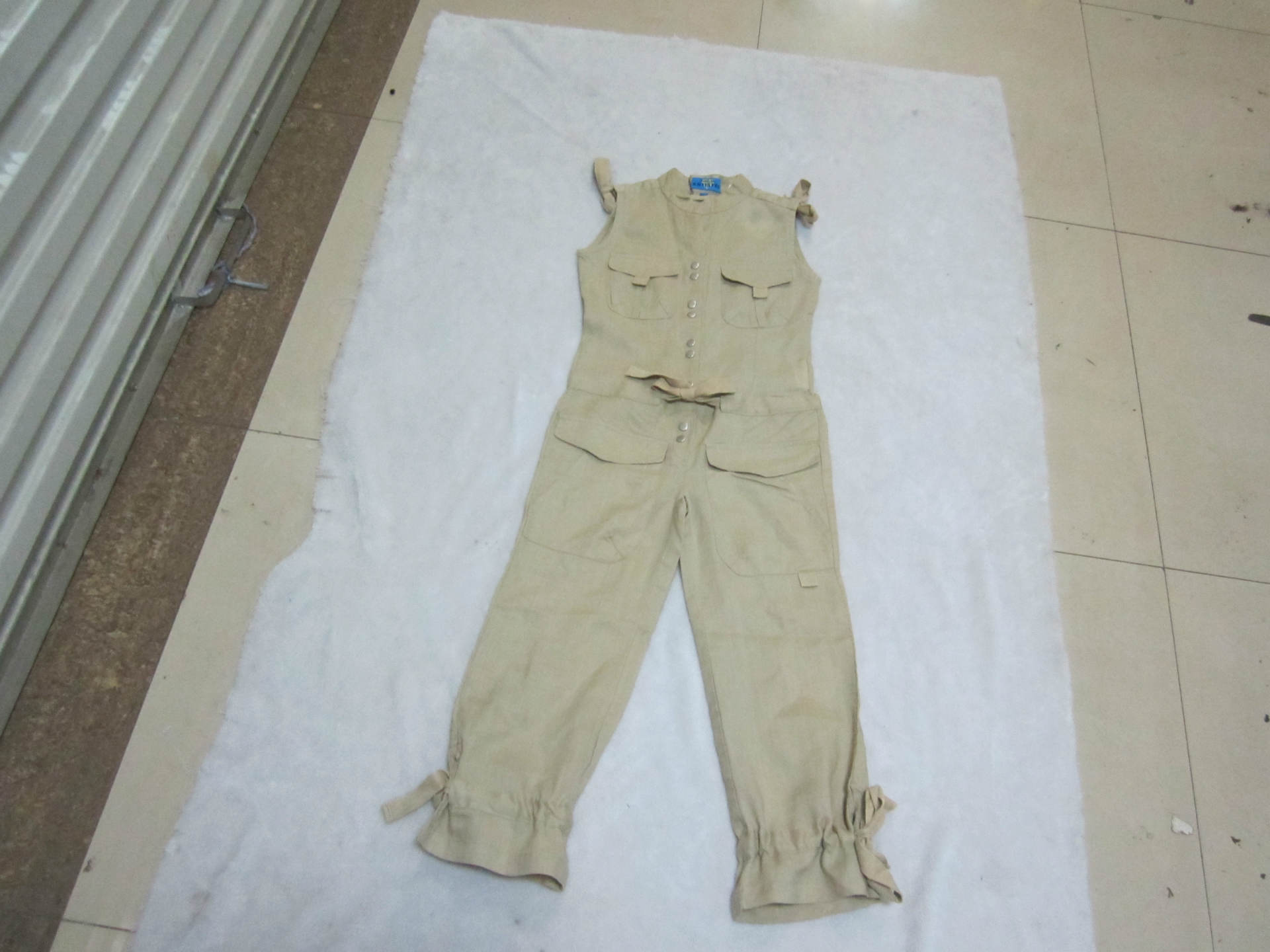 样品:8号胸围&nbsp;&nbsp;&nbsp;76&nbsp;&nbsp;&nbsp;&nbsp;&nbsp;&