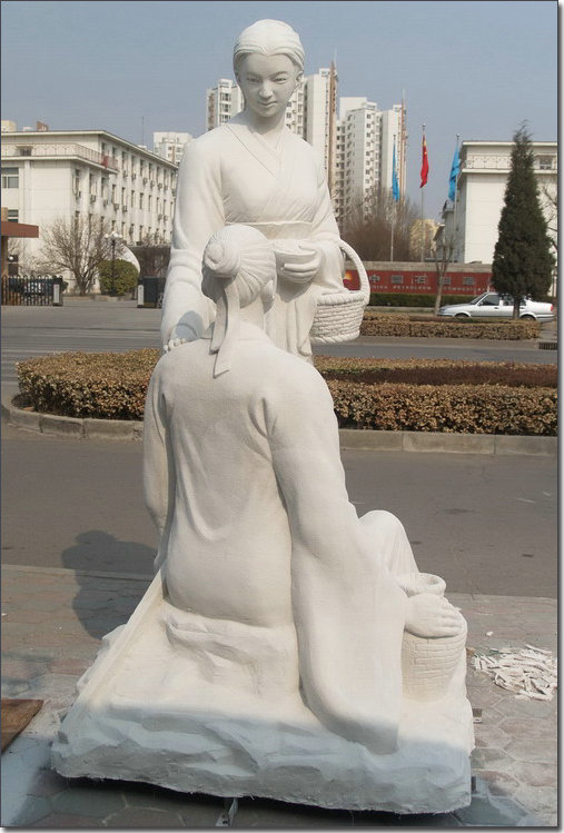 从雕塑泥稿到玻璃钢雕塑,韩信漂母制作完成!