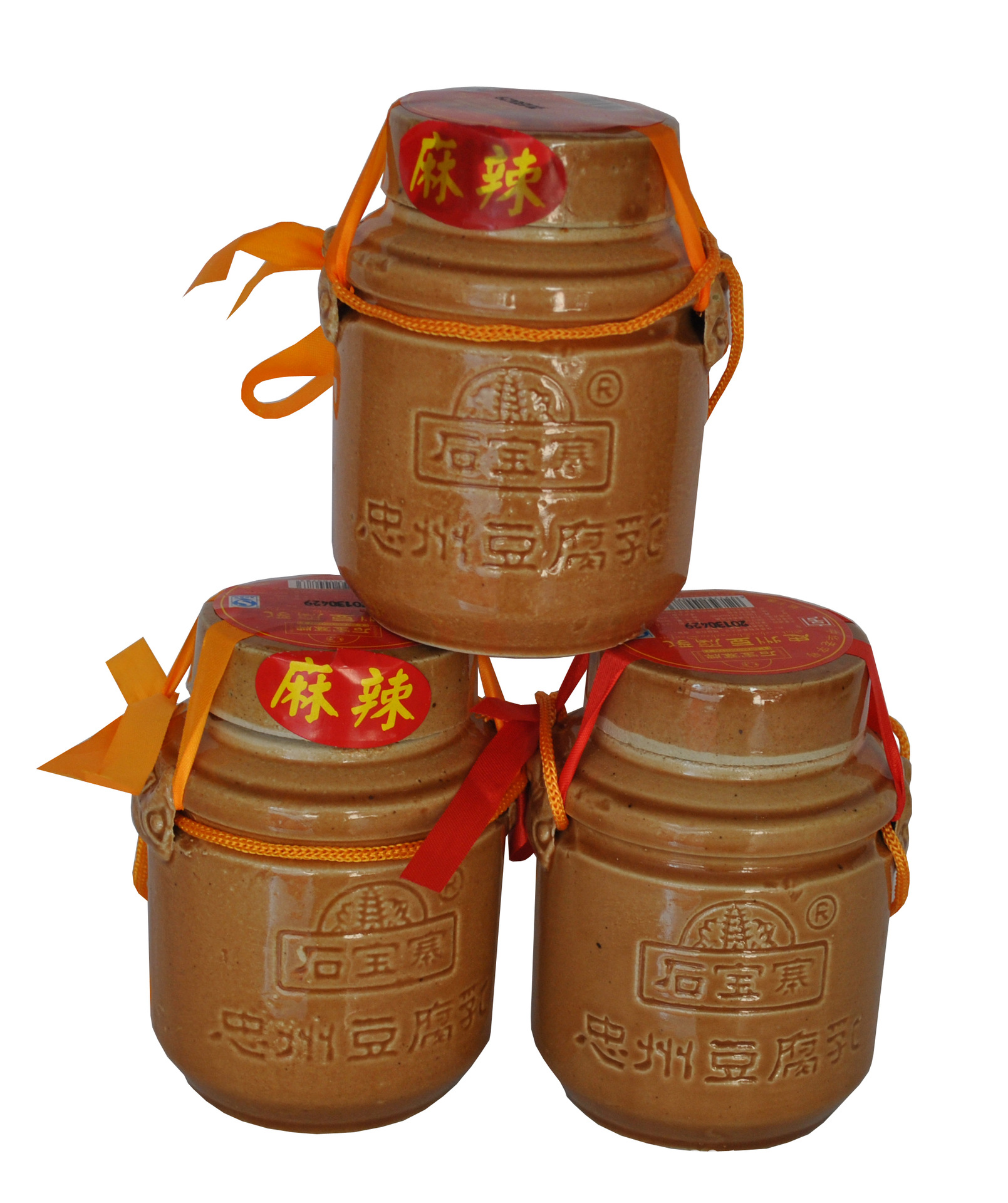 而且蕴育着丰富的物矿&nbsp; &nbsp; 老窖:石宝寨牌忠州腐乳历经千载