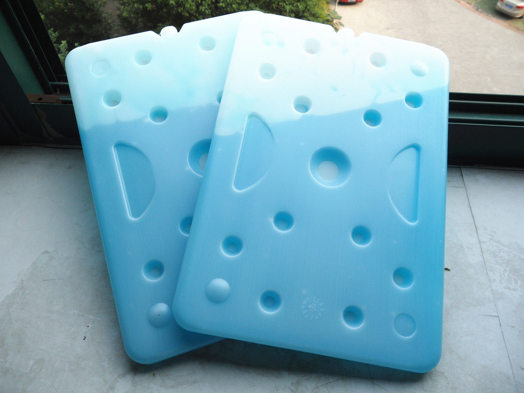 1200g多孔新款蓝冰/高效蓄冷剂/厂家直销