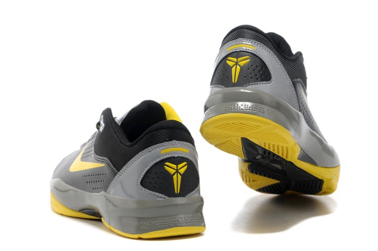 2013新款篮球鞋 科比8毒液三代男鞋 运动耐磨跑鞋555073