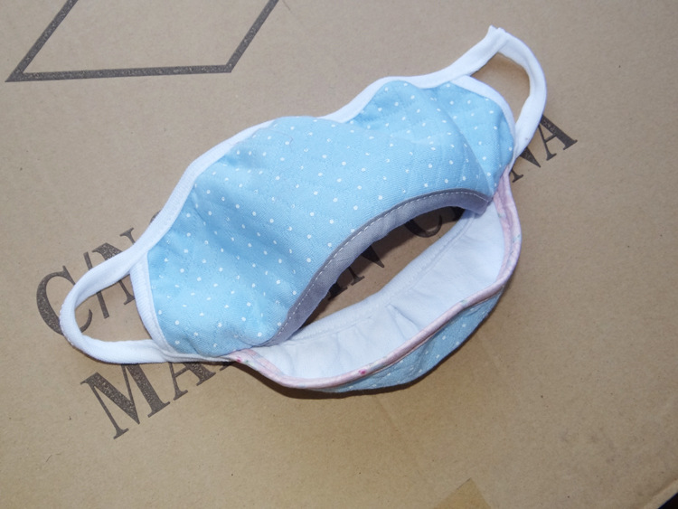 2013秋冬新款个性时尚挂耳式开口圆点蝴蝶结棉纱冬季保暖口罩批发