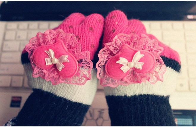 韩版超人气分指手套 爱心蕾丝花边女士五指手套