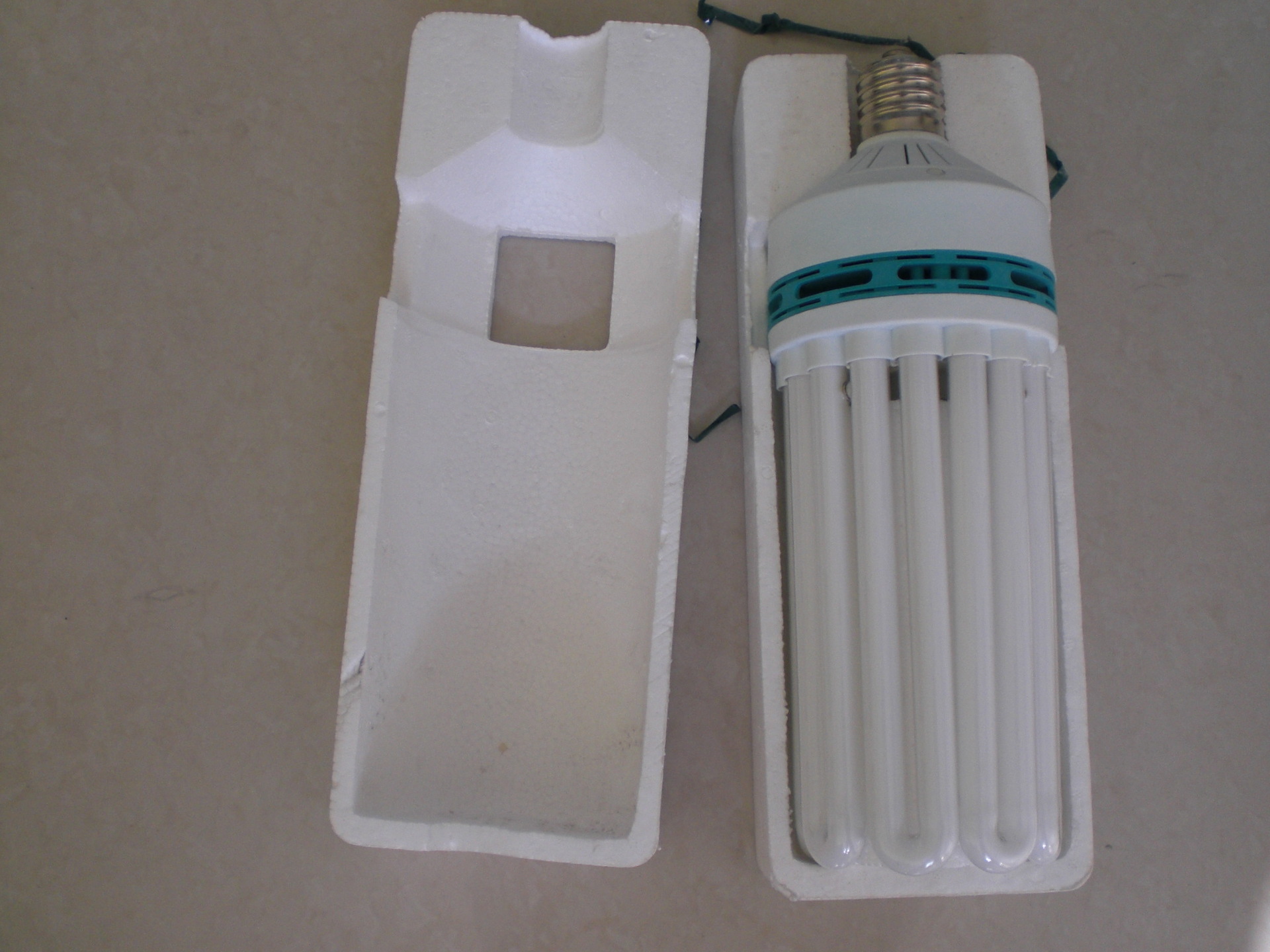 8u 200w大功率节能灯