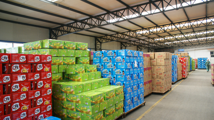 休闲食品儿童食品零食批发 小宝贝厂家直销50g多种口味麦烧