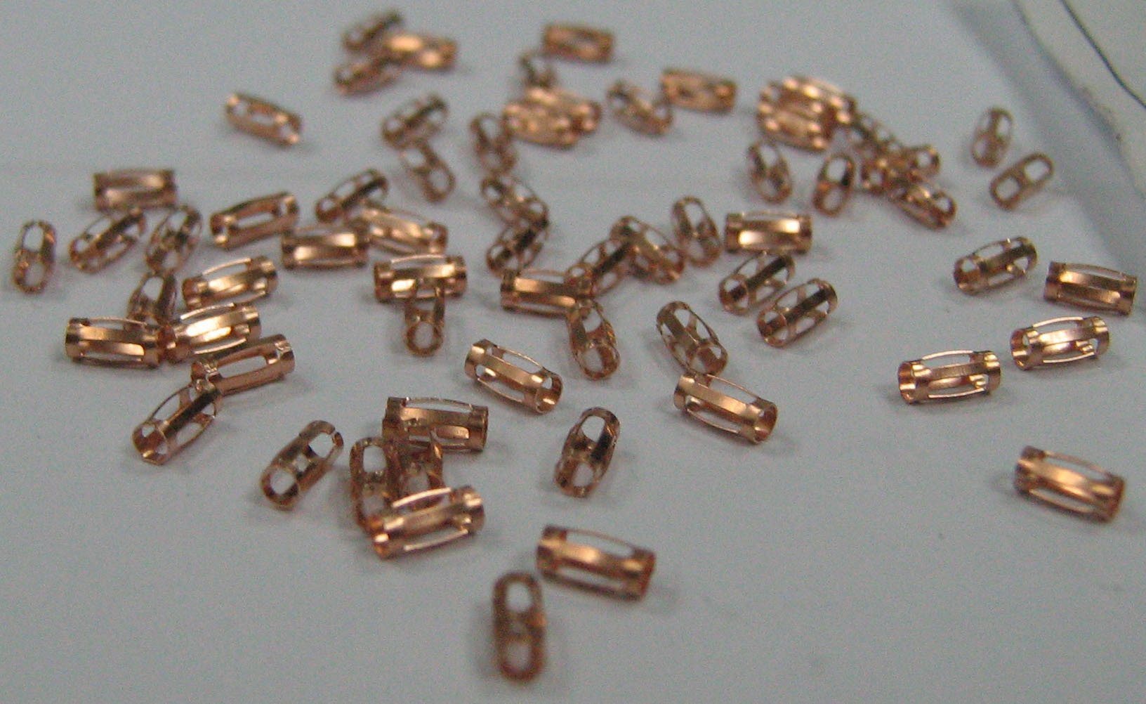 供应铍铜弹片冠簧