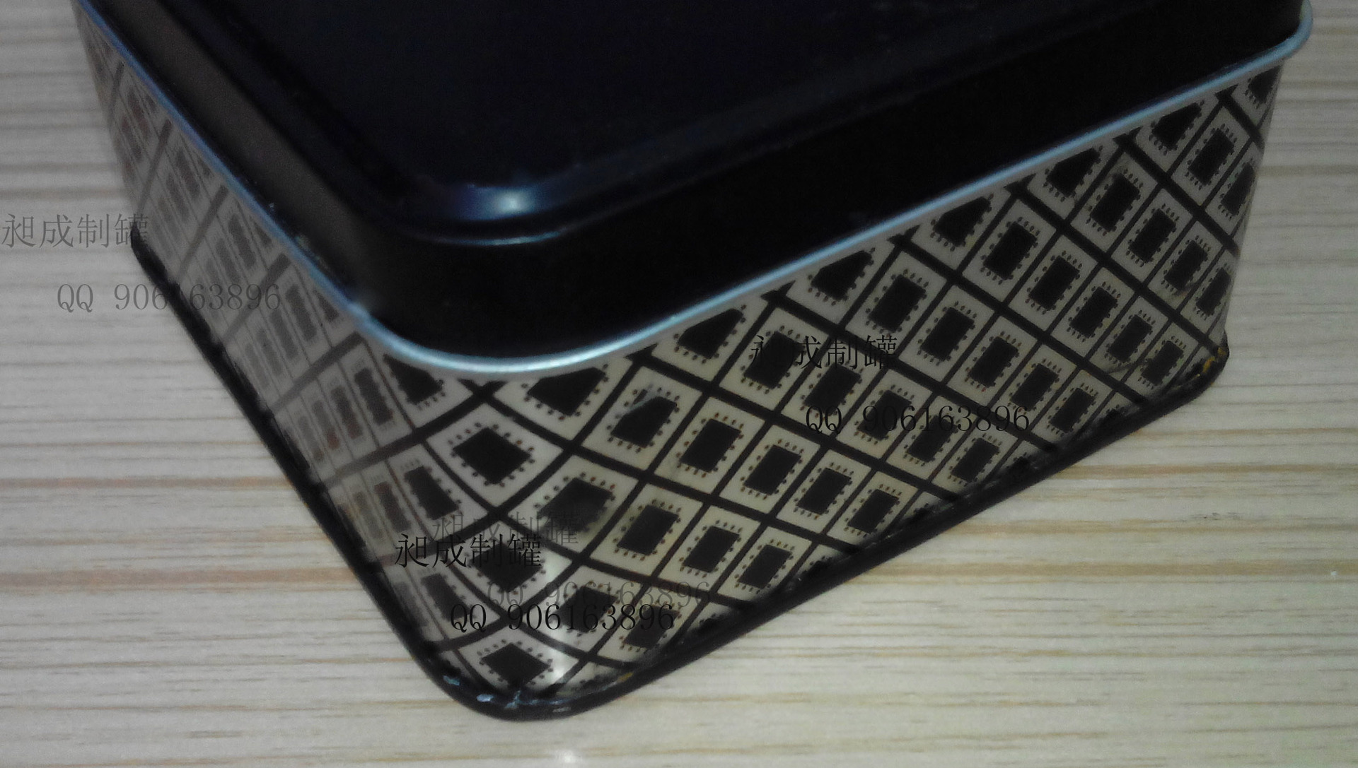 厂家热供 茶叶铁盒 黑色收纳盒 化妆品铁盒(85*85*50)