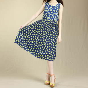 2013夏装新款女装欧美配腰带裙子无袖百褶长裙背心连衣裙女130826