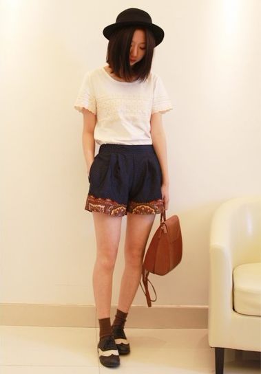 2013欧美风 林弯弯短袖 女装韩版夏季复古民族绣花纯绵t桖 短袖