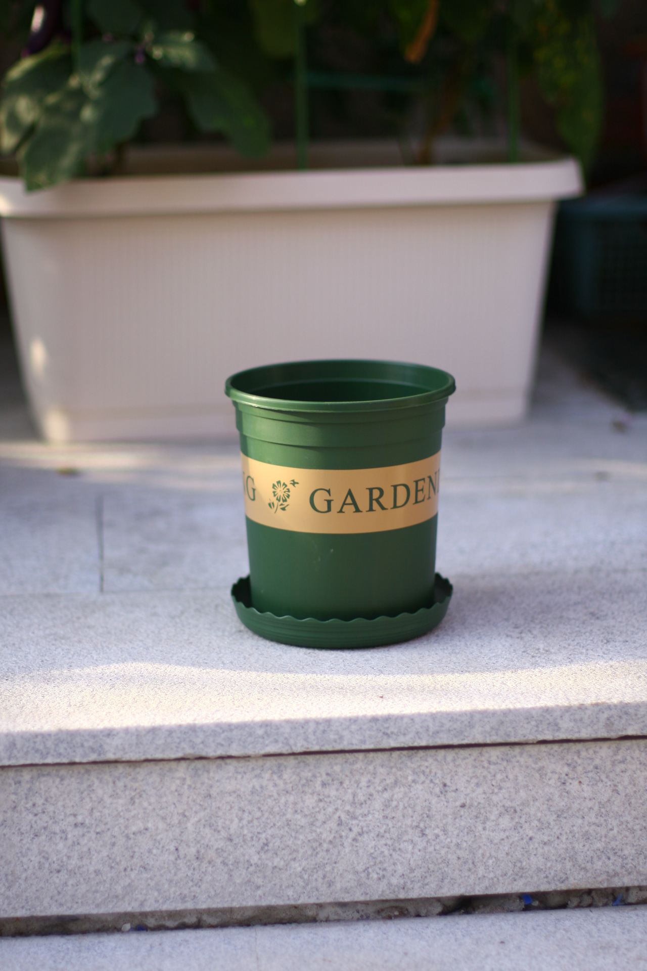 厂家批发简单大气1加仑花盆军绿色