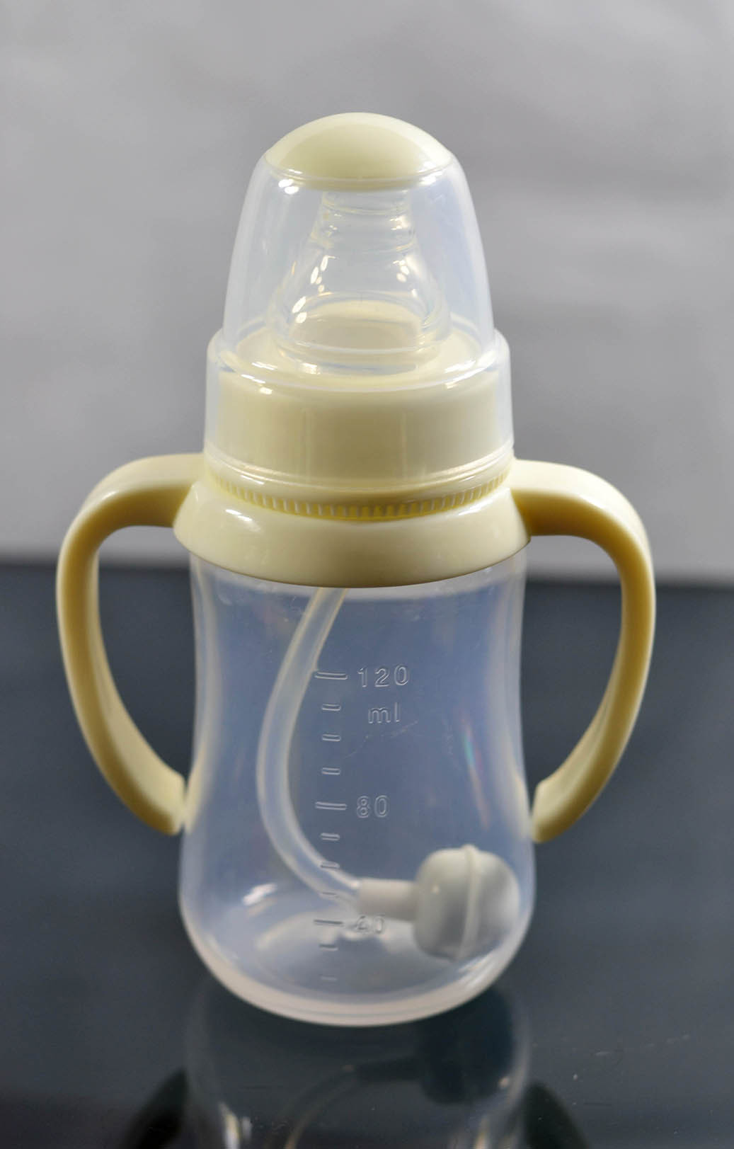 120毫升标口径有柄pp自动吸管奶瓶奶瓶批发带手柄加工贴牌