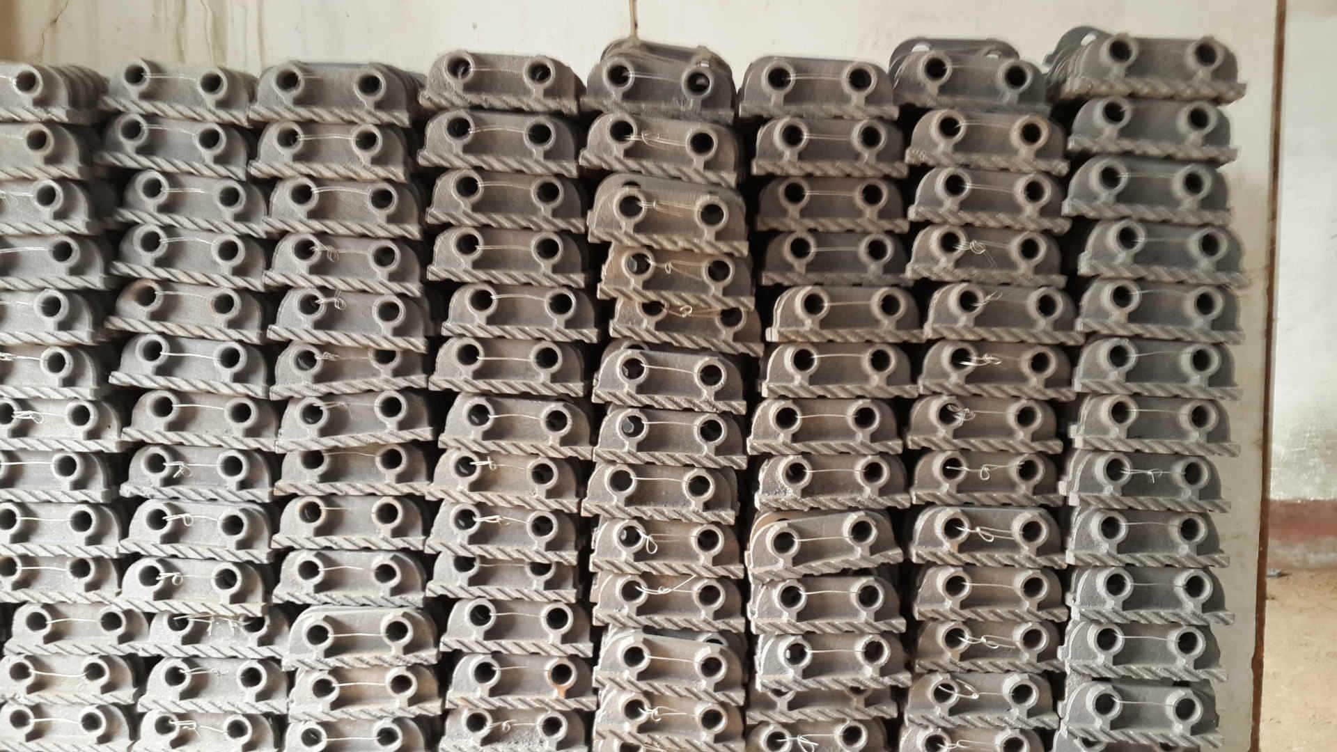 锅炉主动片从动片荣宝锅炉铸件厂家耐热1200度炉排