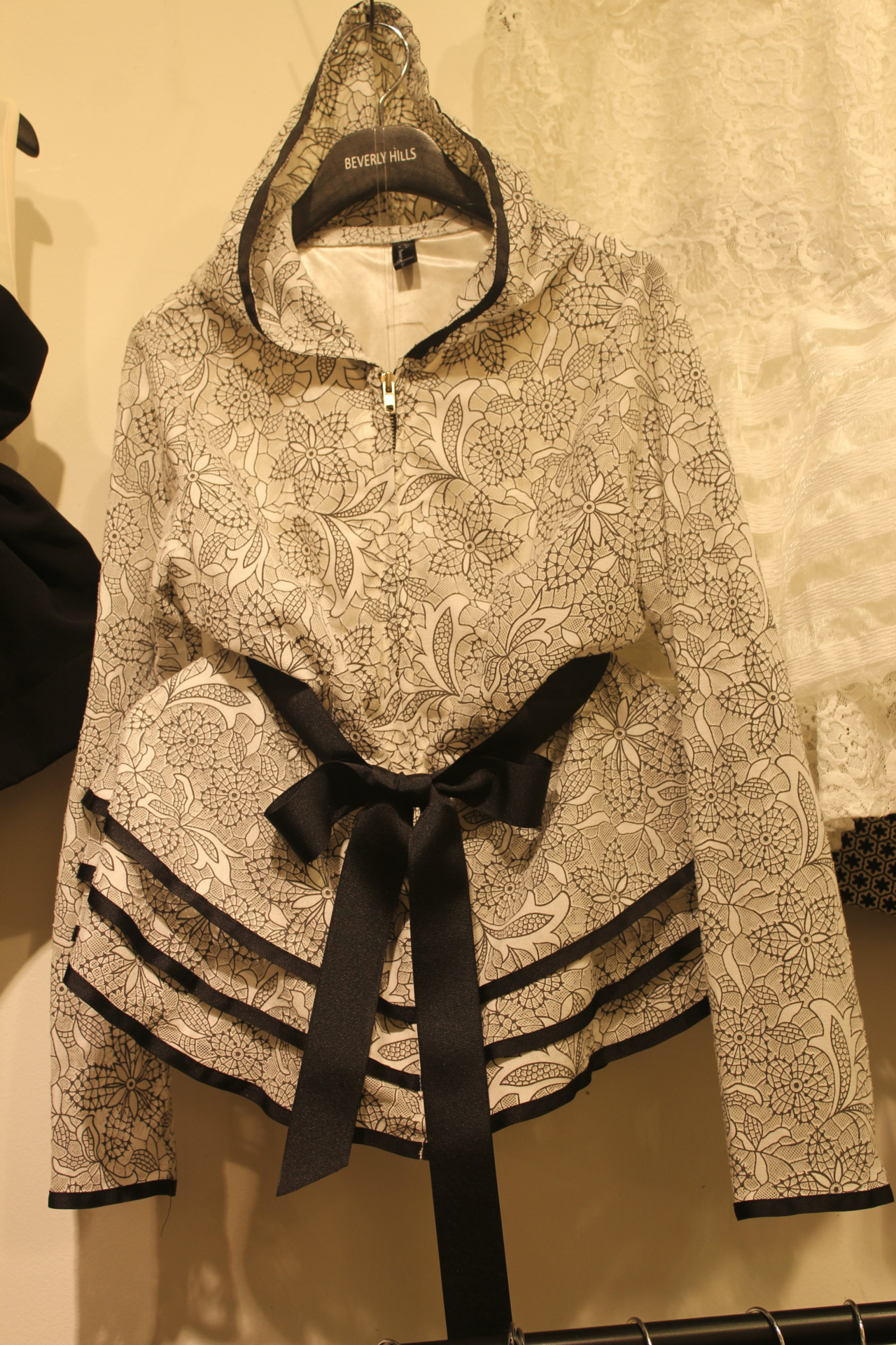 *金首尔*韩国东大门进口女装秋款两穿连帽淑女外套上衣 代购批发