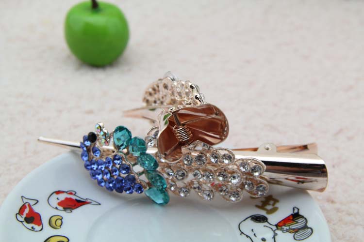 孔雀水钻牛角发夹 牛角大横夹 宫廷牛角发夹 9.9元店批发牛角夹