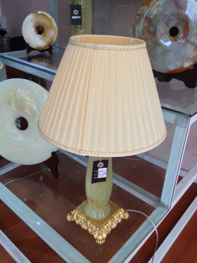 酒店工程玉石台灯图片_12