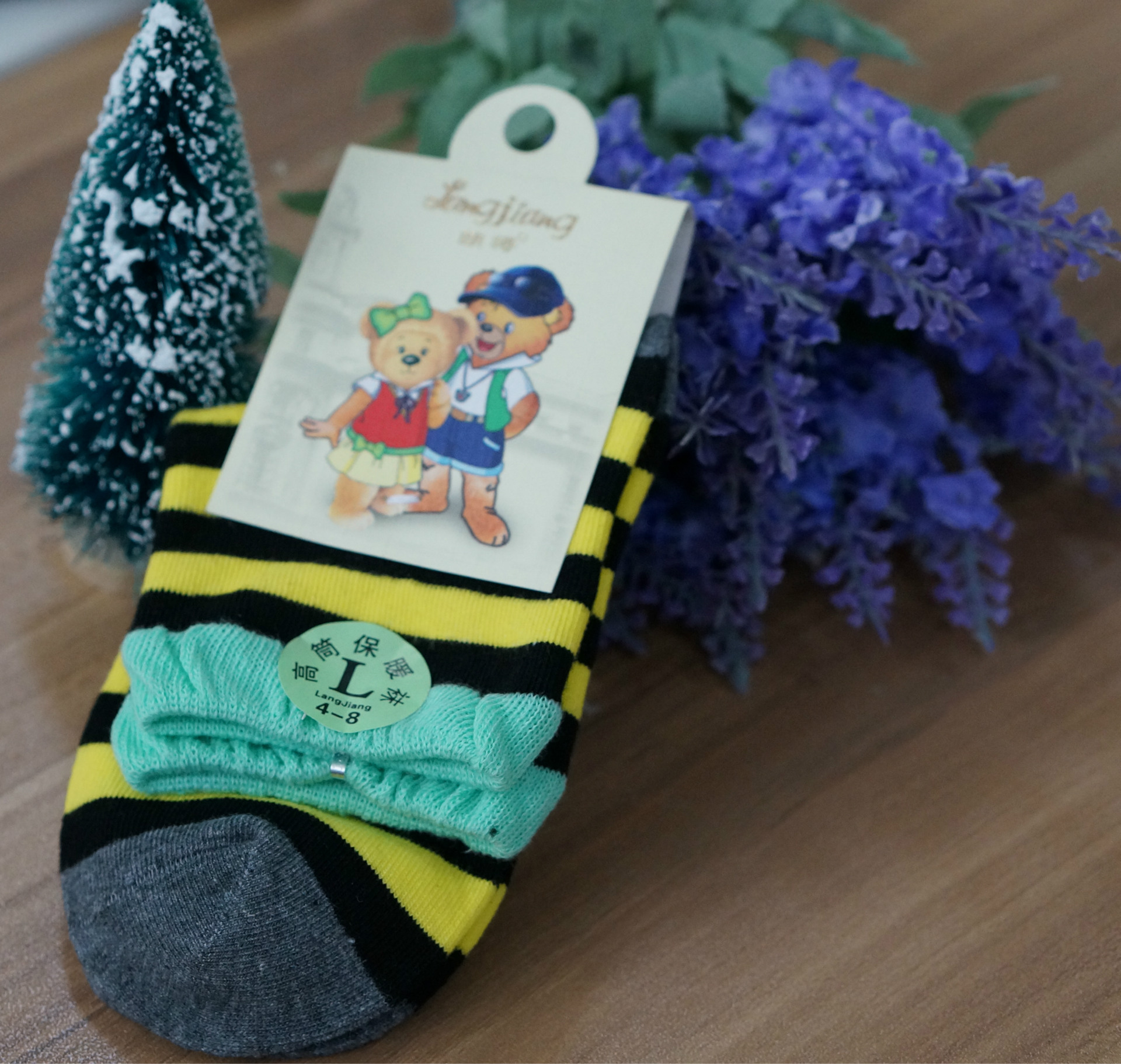 产品中心 袜子 > 正品天赐丰朗将 纯棉 舒适 大 童袜 中童 正品天赐丰