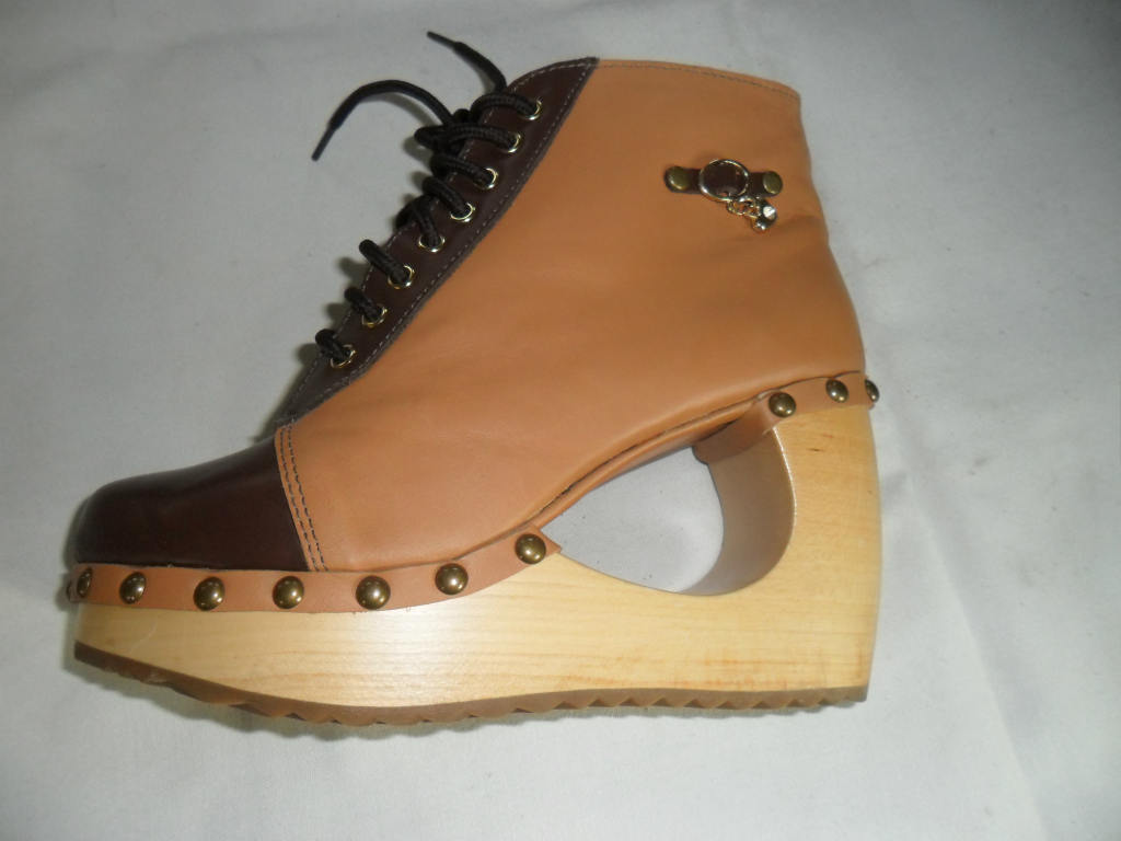 时尚真皮皮鞋 女鞋 保健鞋 木底皮鞋 休闲鞋