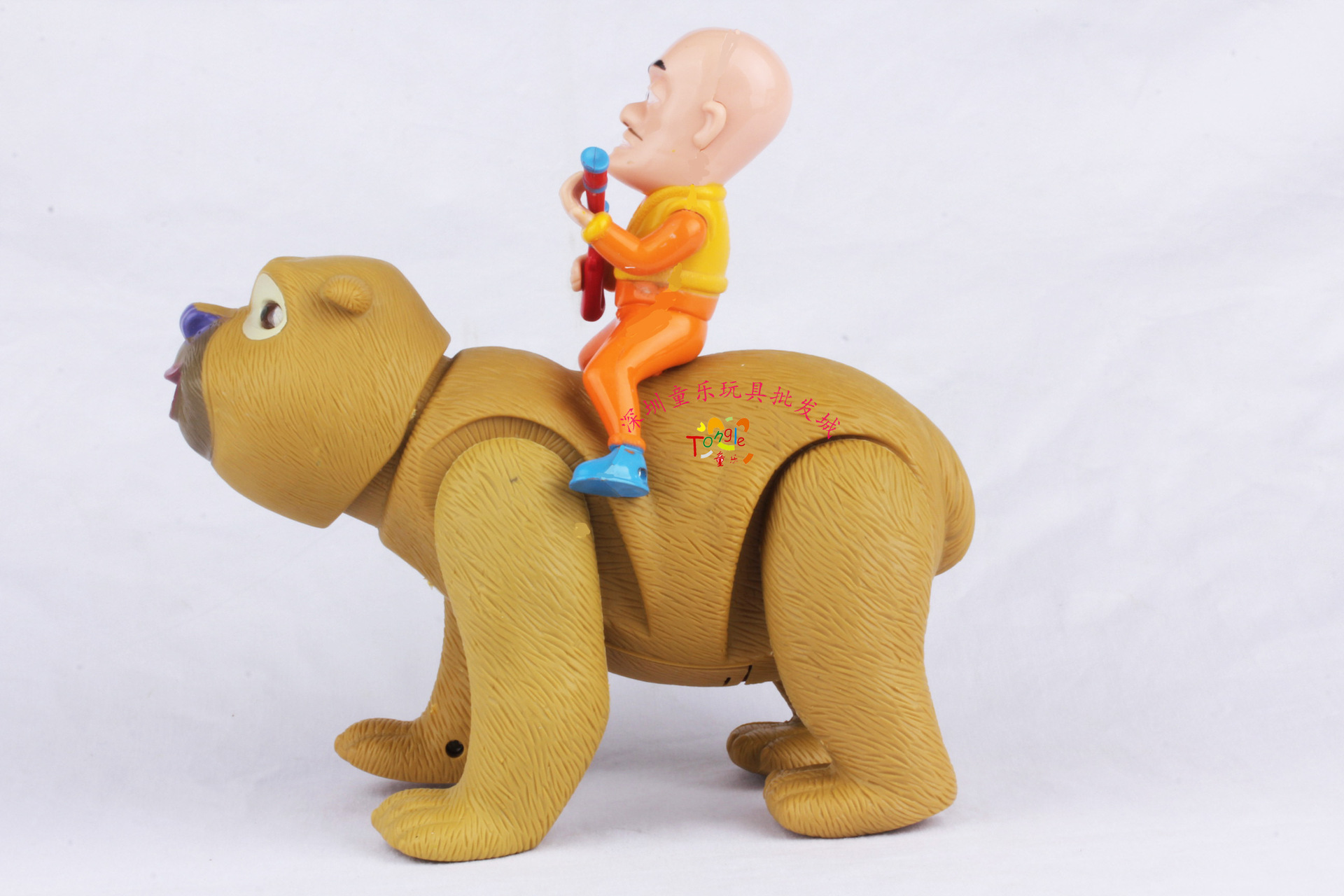 色玩具批发供应小额电动会走路能出没/熊大/熊二彩盒包装两色混装