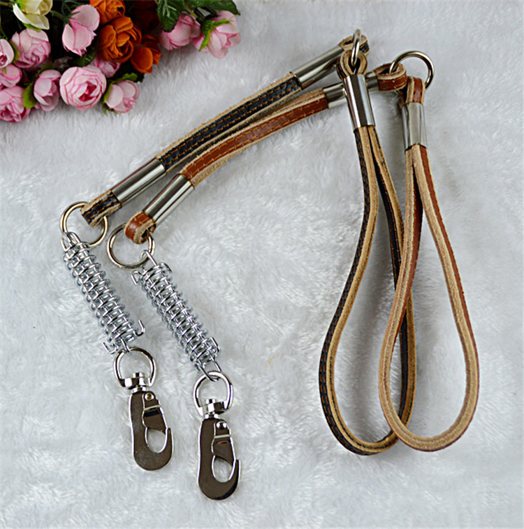 宠物用品 双层加厚牛皮宠物牵引带 牵引绳 狗短牵 带弹簧 2色