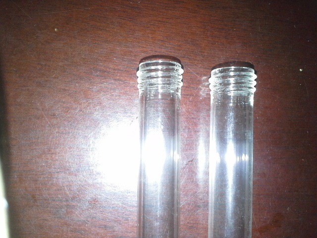 优良品质 25×200高硼硅玻璃螺口试管