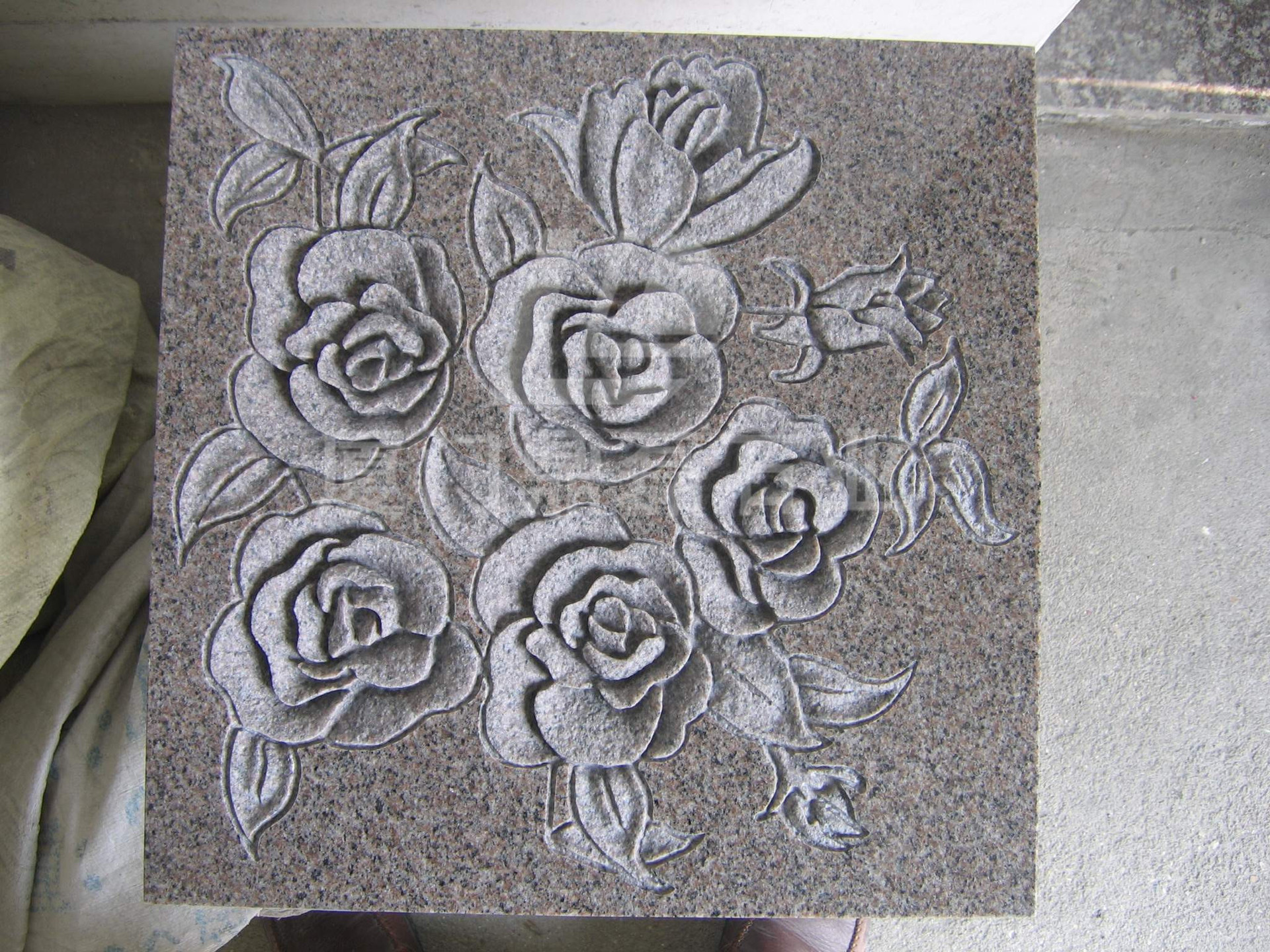 厂家直销:【石雕】墓碑,喷砂石雕