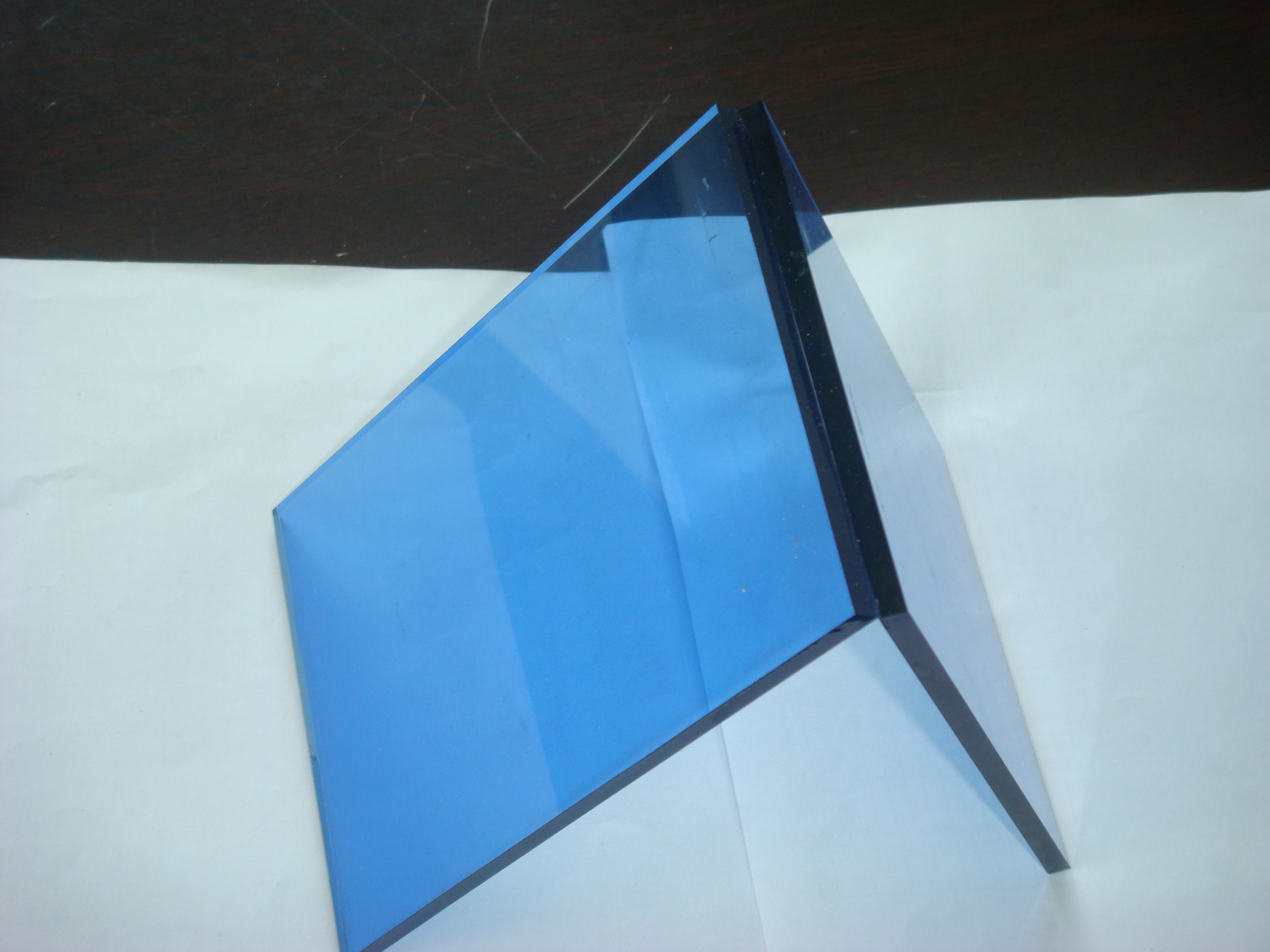 现货供应宝石蓝原片,镀膜玻璃