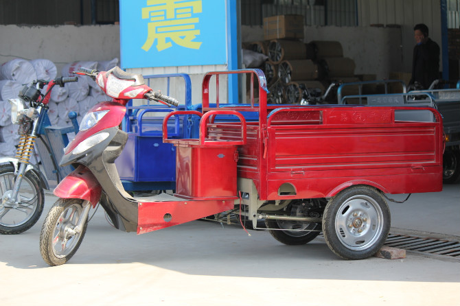 电动三轮车大量批发三轮散件整车超强车架铅酸锂电通用四球太子