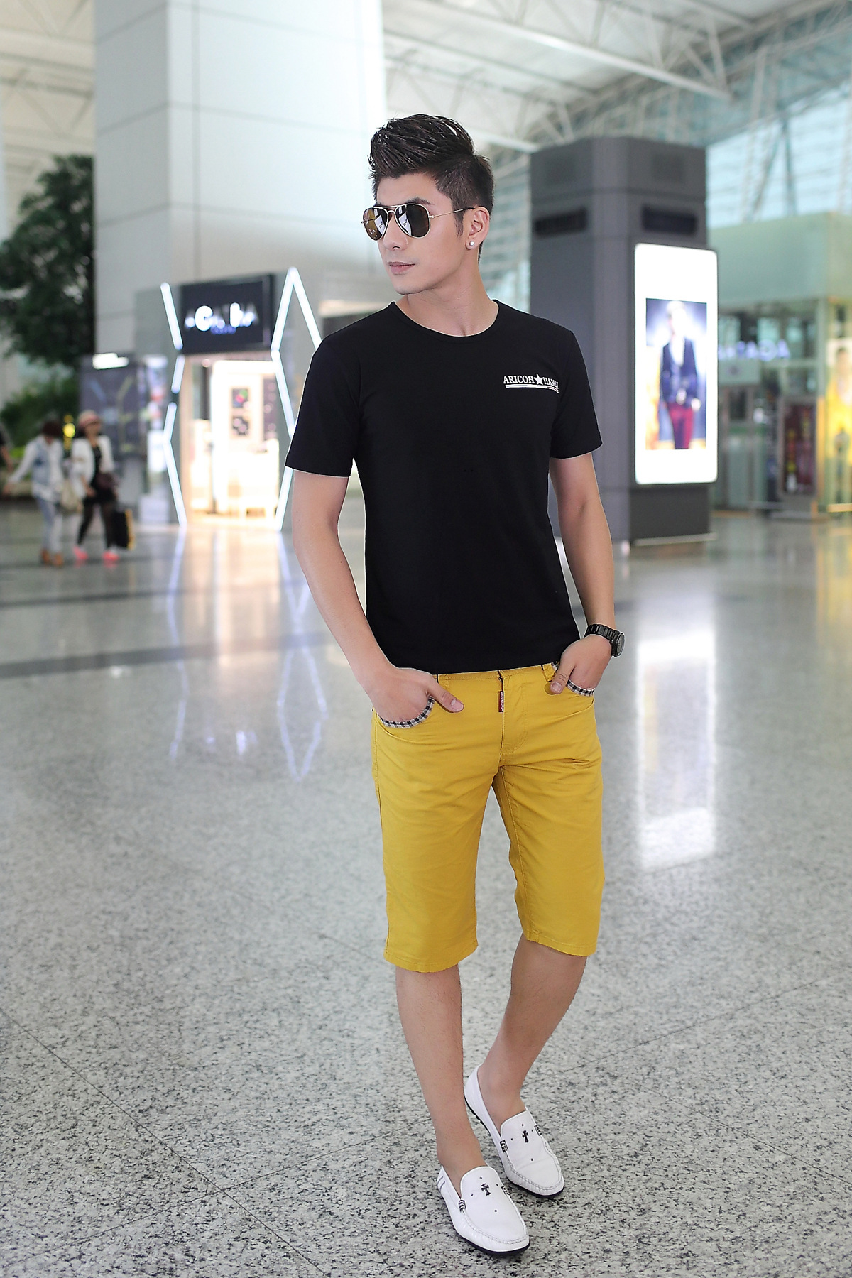 厂家直销2014夏款男式t恤短袖 男士短袖 纯色打底 男装运动t恤