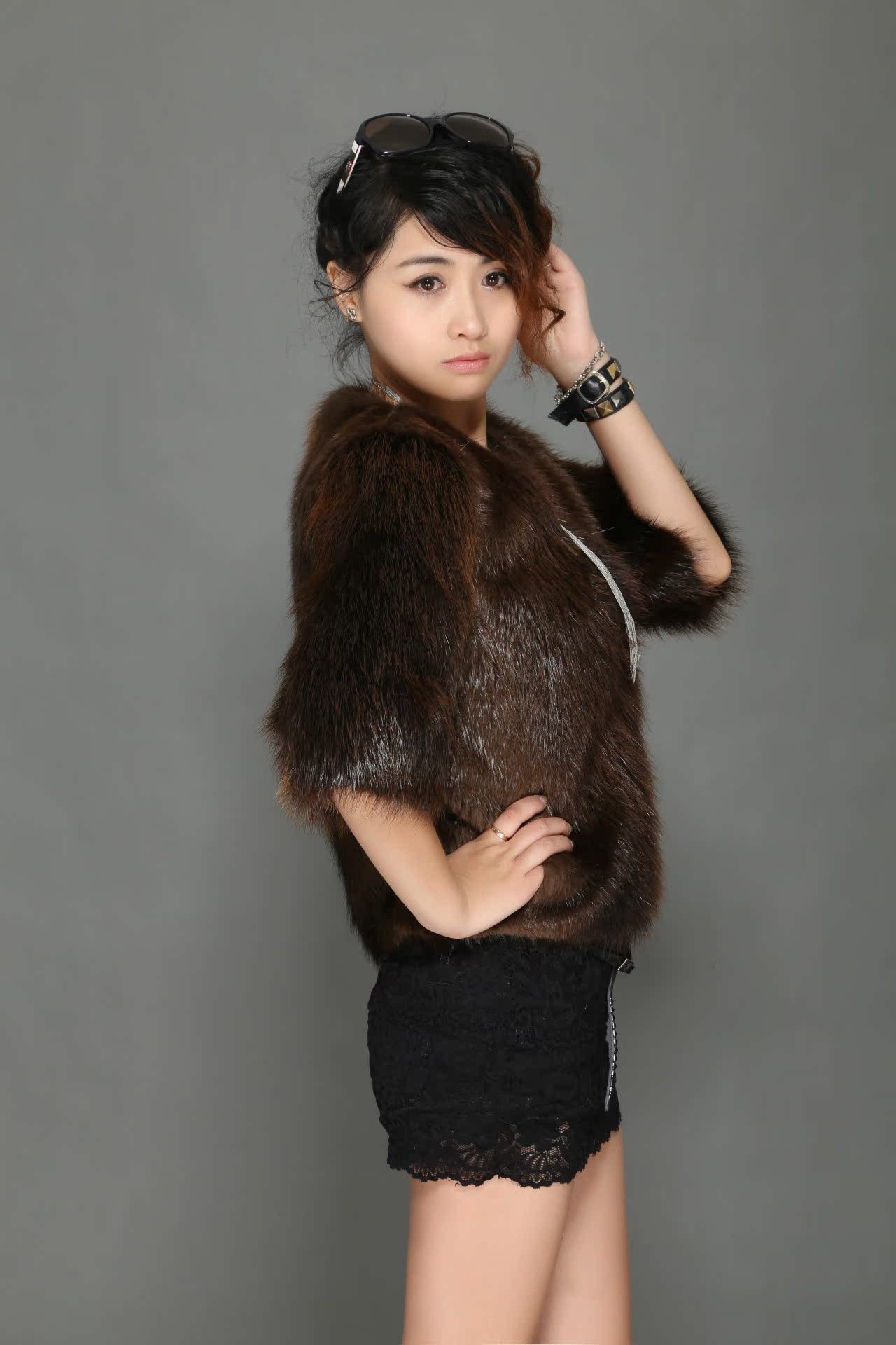 真皮海宁皮草外套新款2014绵羊皮海狸鼠中长款皮毛一体女士皮草