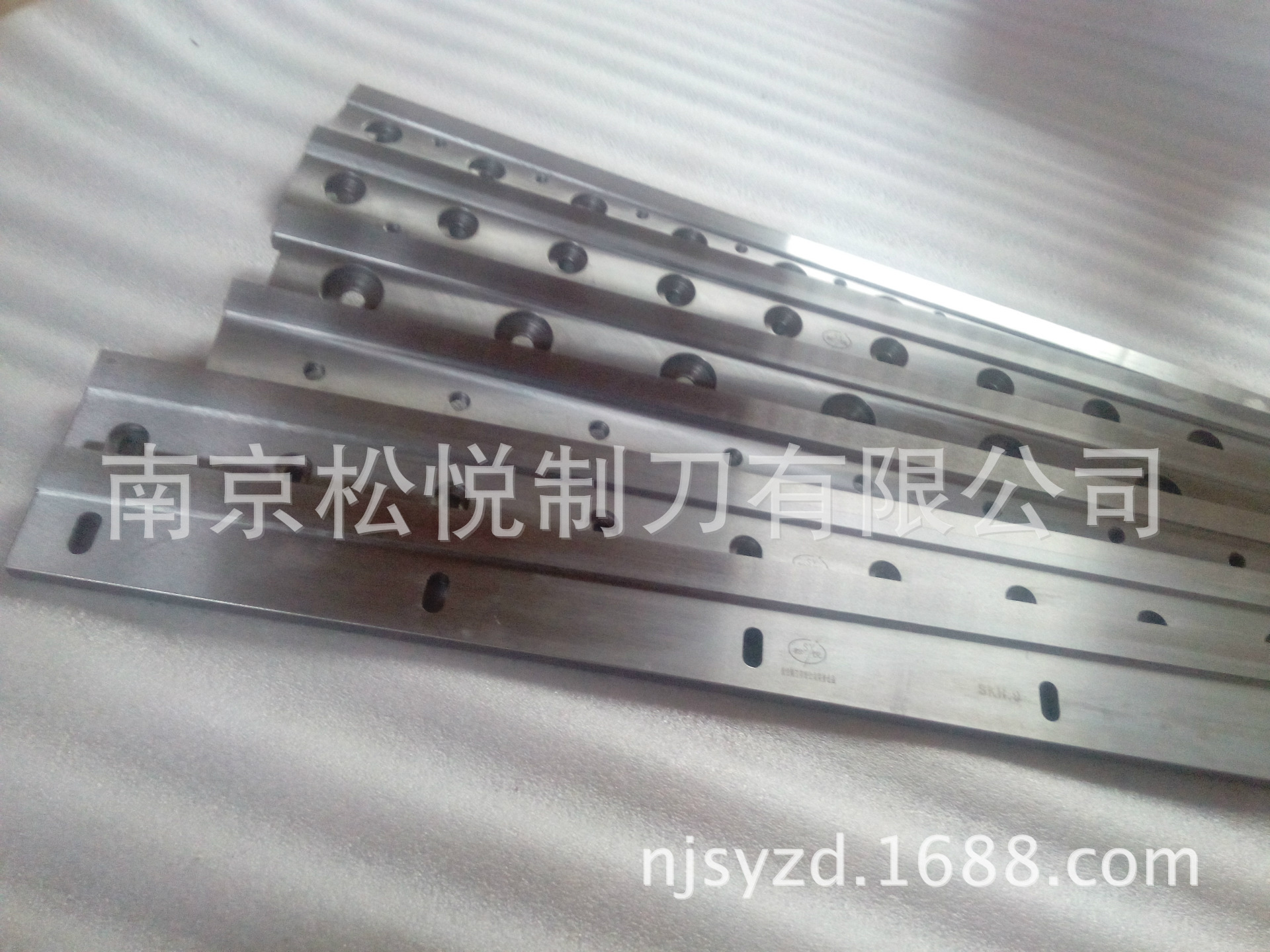 厂家供应制袋机切刀,横切刀片,热切刀片,切纸刀片,刀具