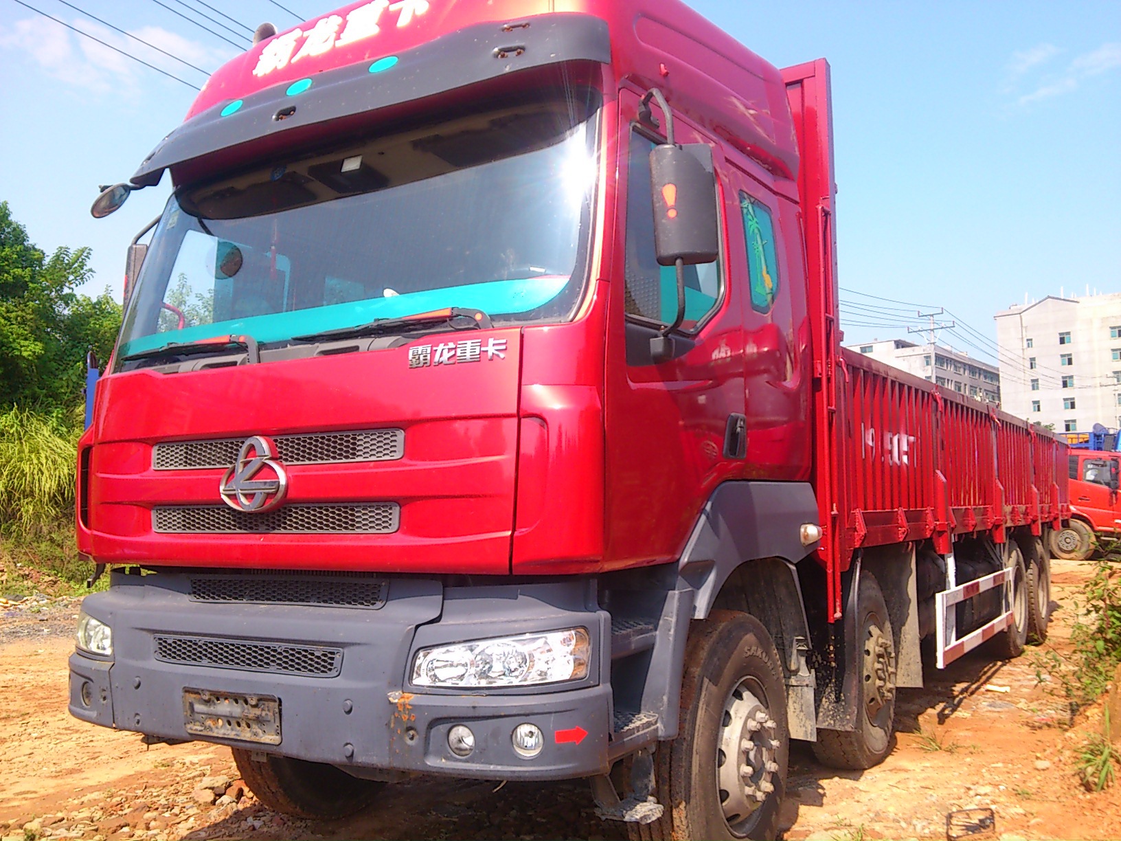 低价出售柳汽霸龙9米6前四后八平板二手货车