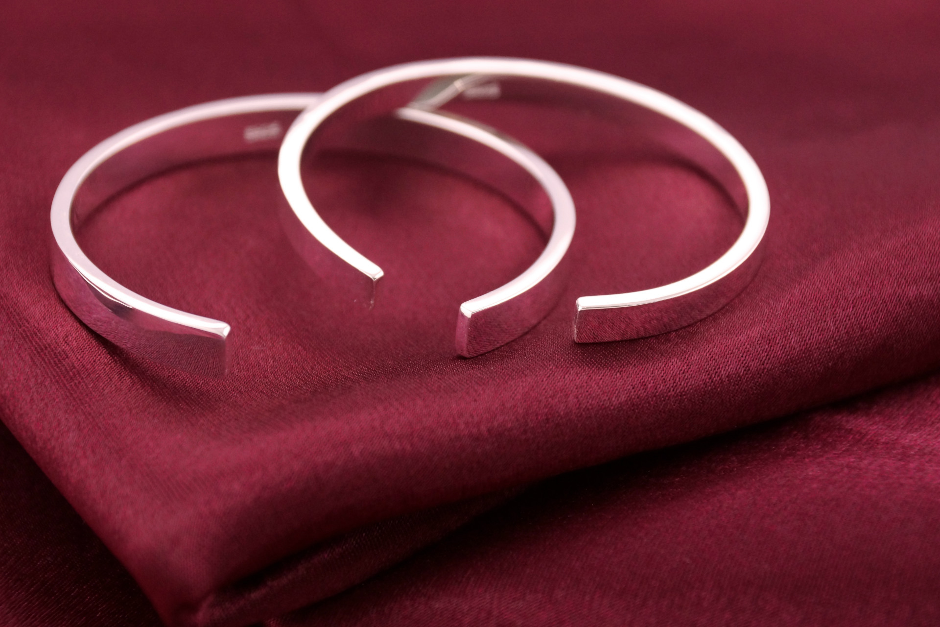 厂家直销 高品质百分百925纯银c口光面手镯