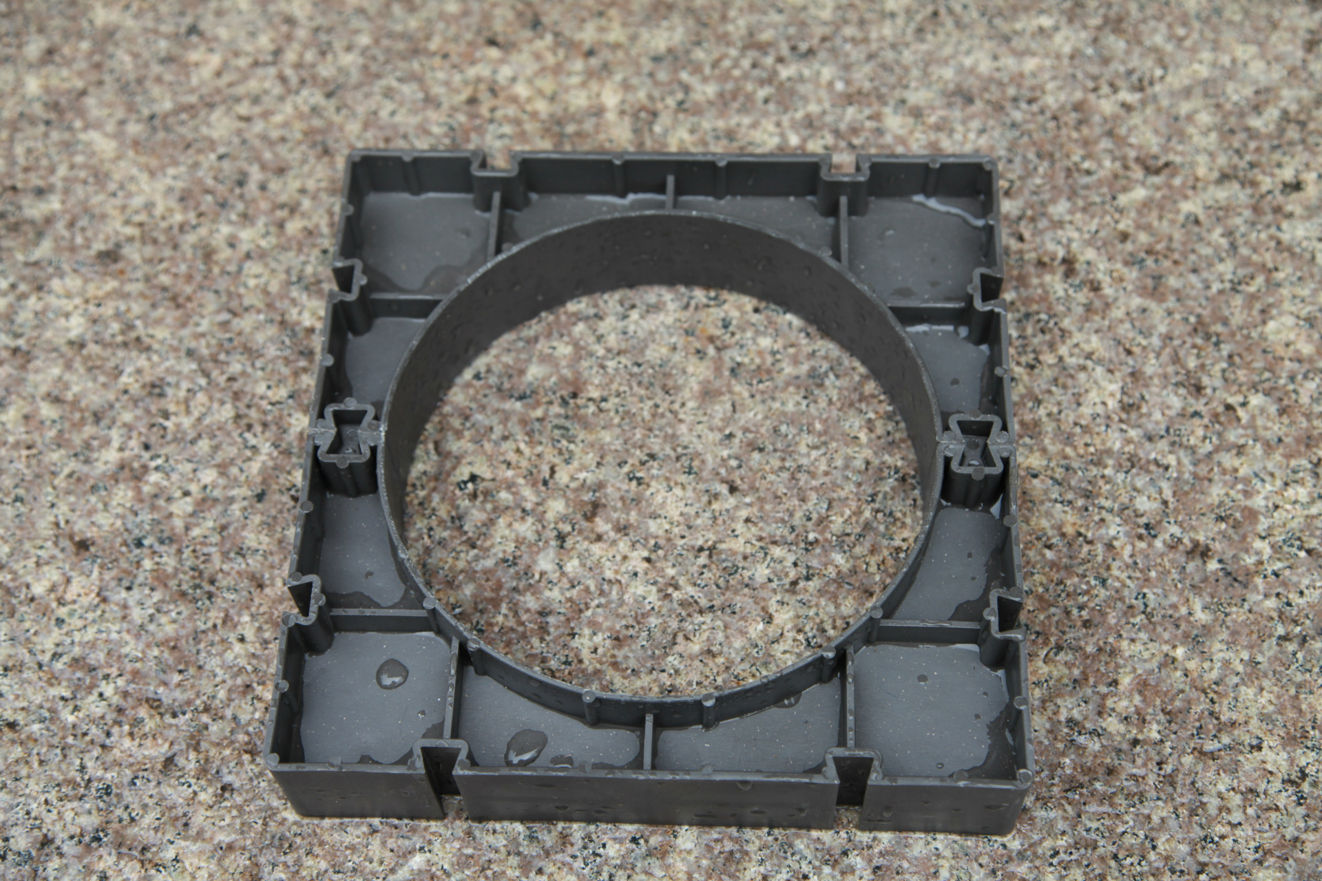 优质塑料管枕 黑色pe管枕 排水管枕 电力管道专用管枕 型号齐全