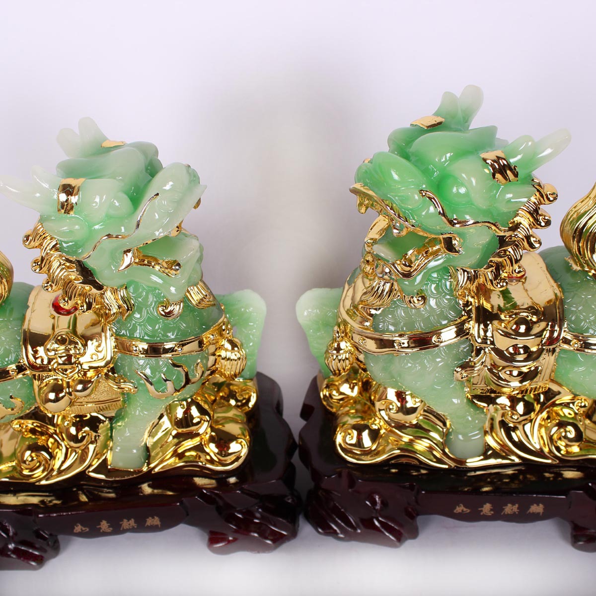 金镶玉麒麟工艺品摆件 家居风水装饰摆设批发c23