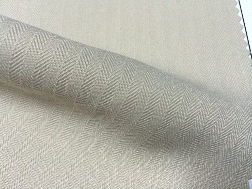 供应300d人字斜华达呢 全涤斜纹工装制服面料 225g/m2