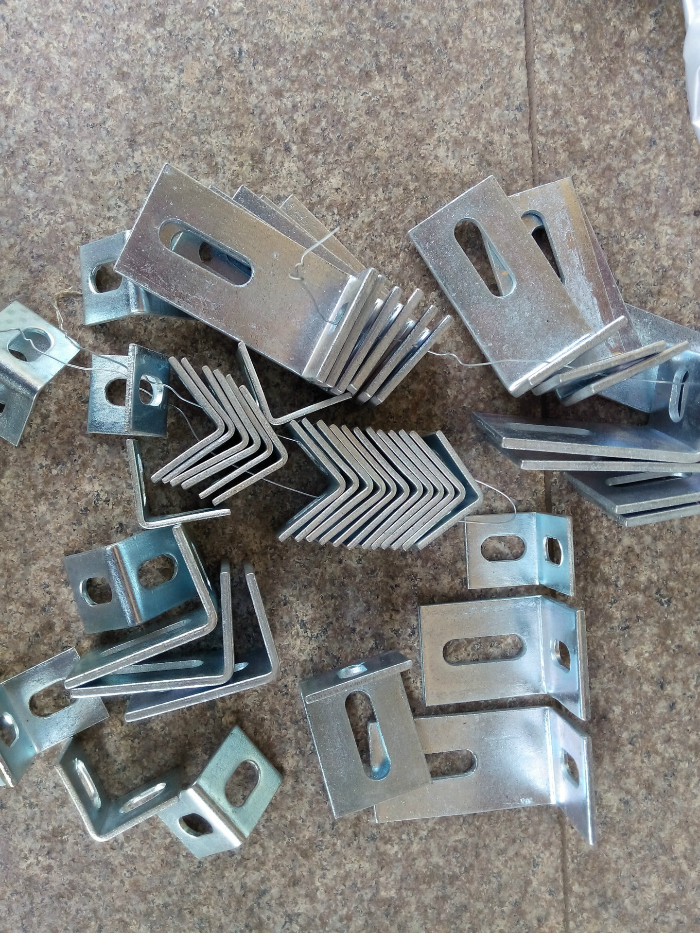 厂家自产自销幕墙配件 冷镀锌 热镀锌角码 来图来样定做各种角码